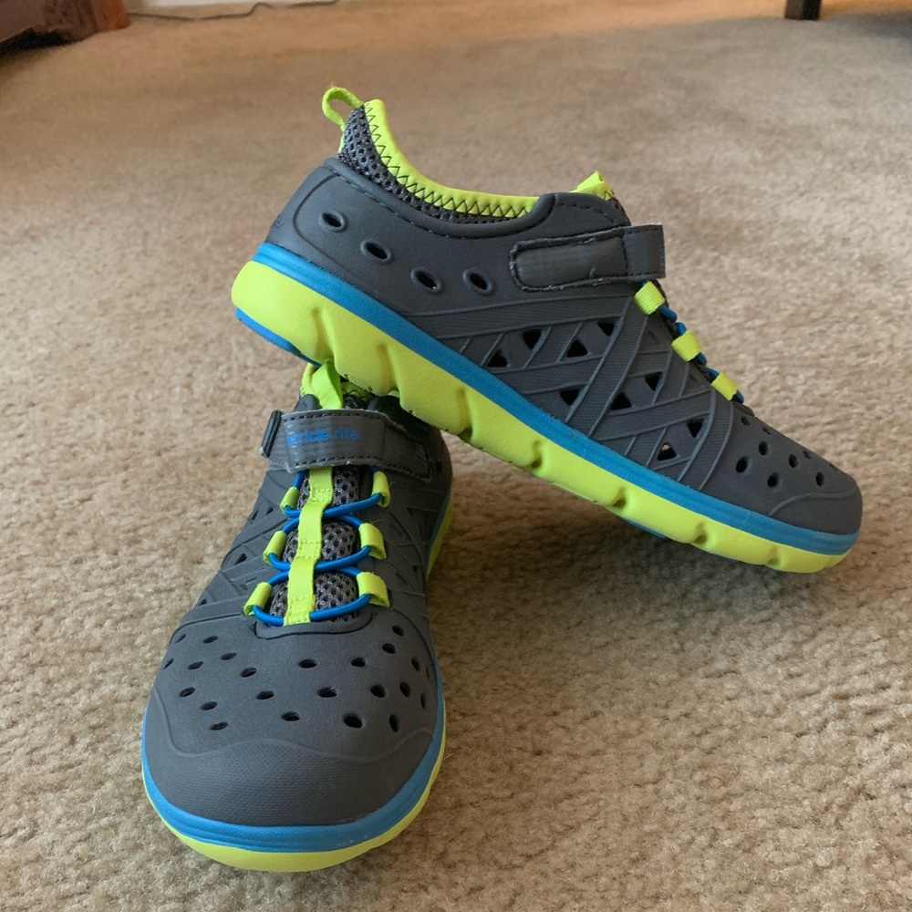 Boys Stride Rite Shoes